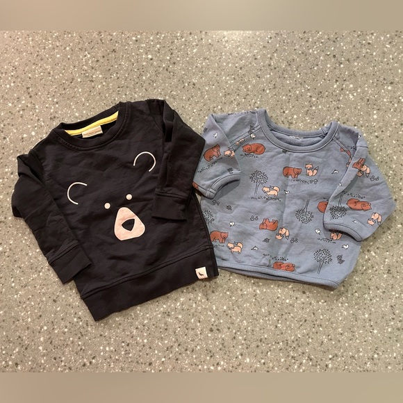 2 baby sweaters size 3 months - Picture 2 of 6